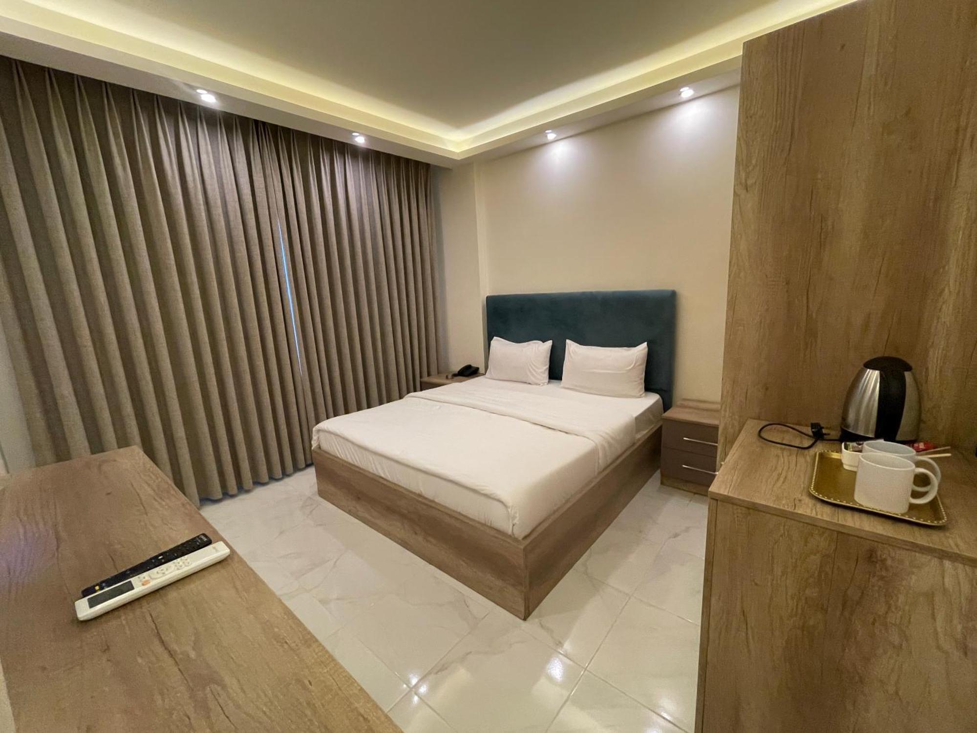Aster Hotel Aqaba Exterior photo