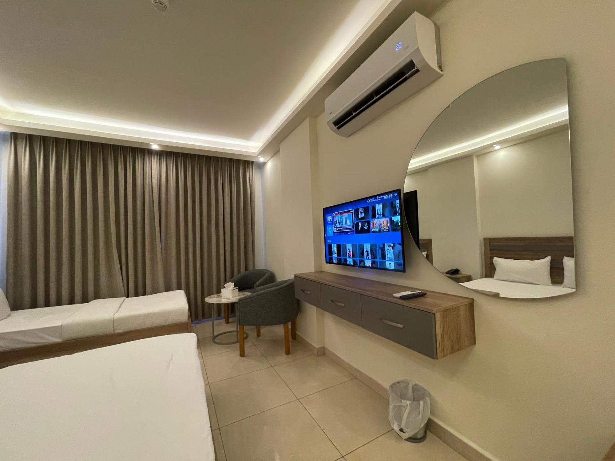 Aster Hotel Aqaba Exterior photo