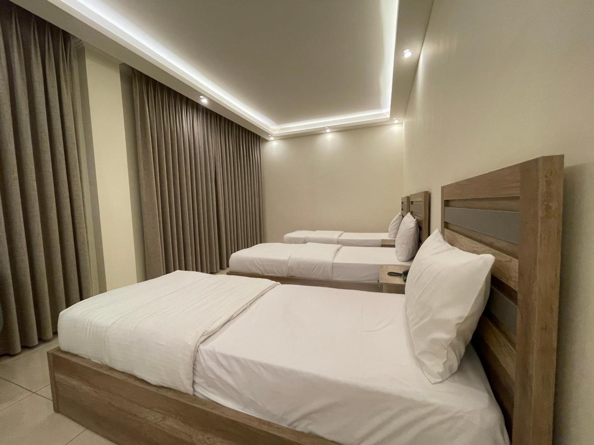 Aster Hotel Aqaba Exterior photo