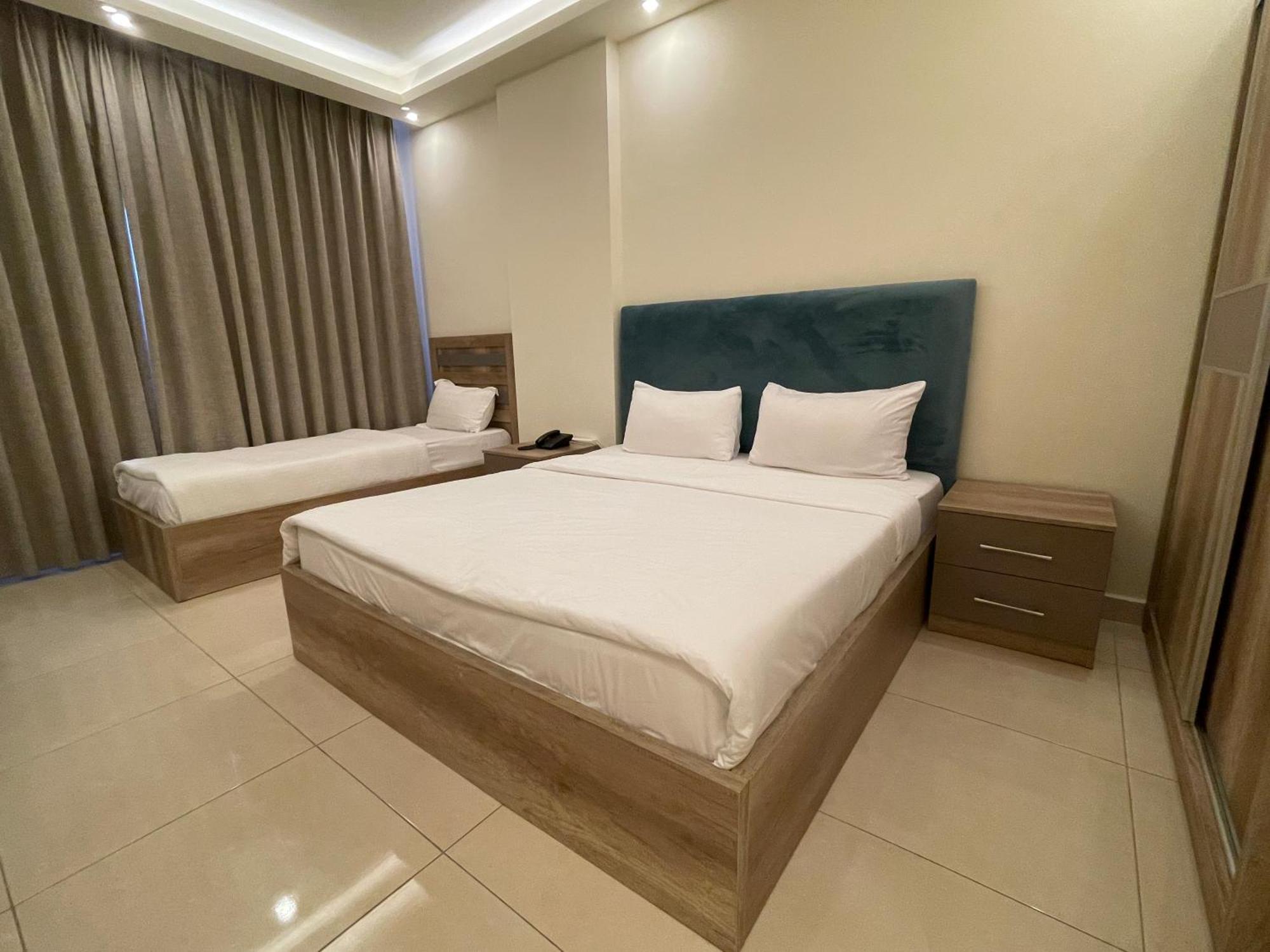 Aster Hotel Aqaba Exterior photo