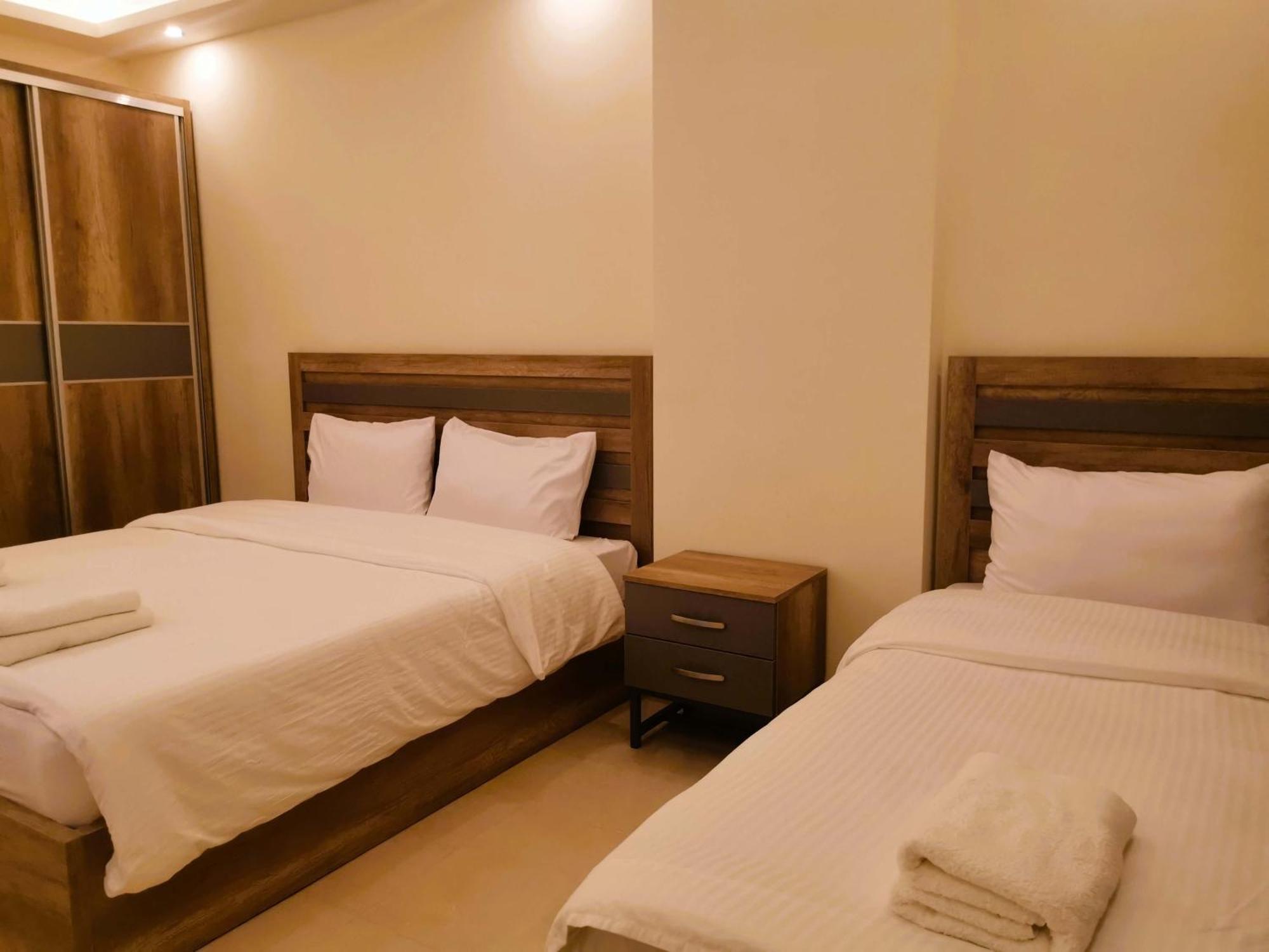 Aster Hotel Aqaba Exterior photo