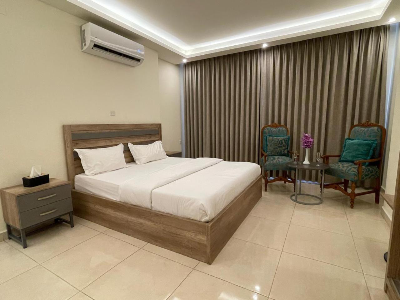 Aster Hotel Aqaba Exterior photo