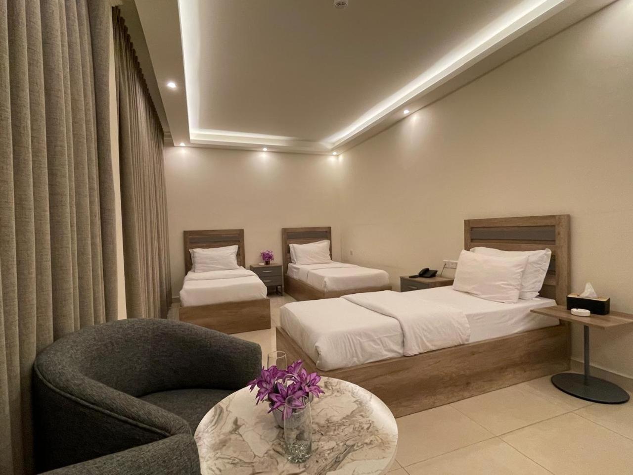 Aster Hotel Aqaba Exterior photo